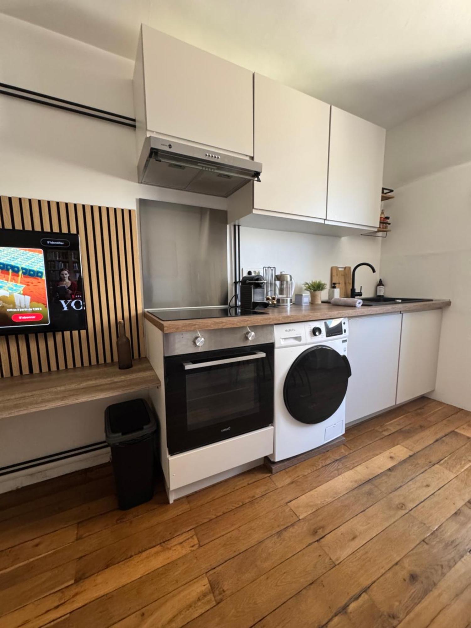 Charmant Appartement Au Coeur De Bourges Buitenkant foto